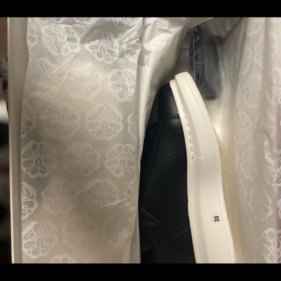 Alexander McQueen shoes size 30/12H - Picture 3 of 4